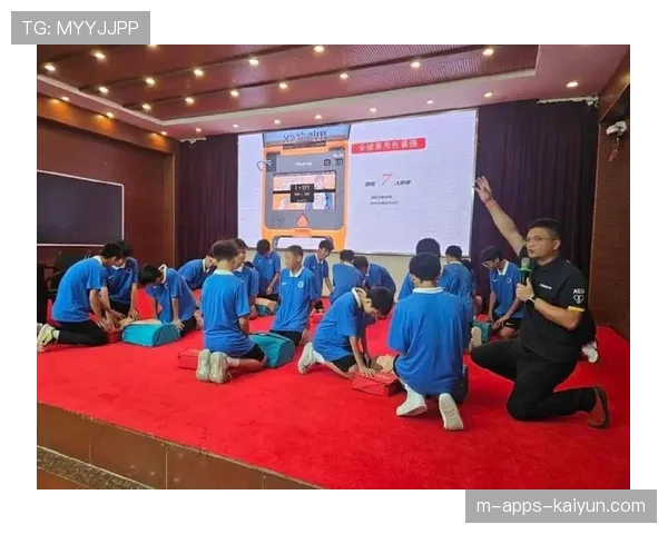 俱乐部在青训体系上与高校达成合作，普通青训俱乐部方向